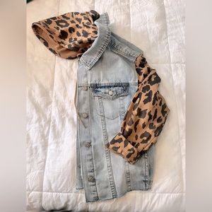 Light wash denim and cotton jean jacket